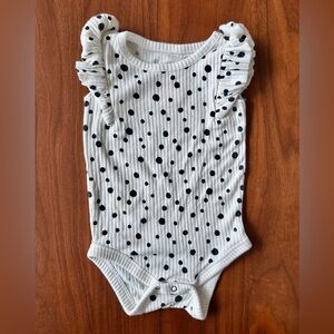 🤩 BUY 2, GET 1 FREE 🎉 [EUC] Cat & Jack Polka Dot Ruffle Sleeveless Bodysuit 3-6m